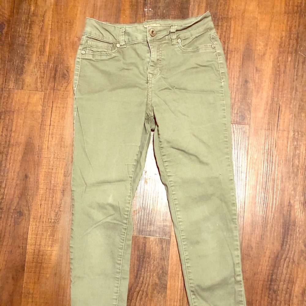 Skin tight stretch skinny pants